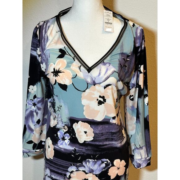 White House Black Market Blue Liana Floral Brushed LS Blouse, S NWT - Picture 3 of 6